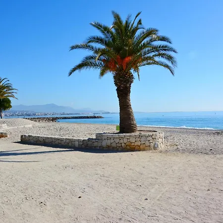 Royal Cap Apartmán Villeneuve-Loubet